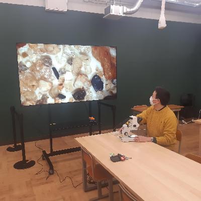 砂の観察会&岩石鑑定