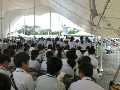長崎平和祈念式典の様子の写真