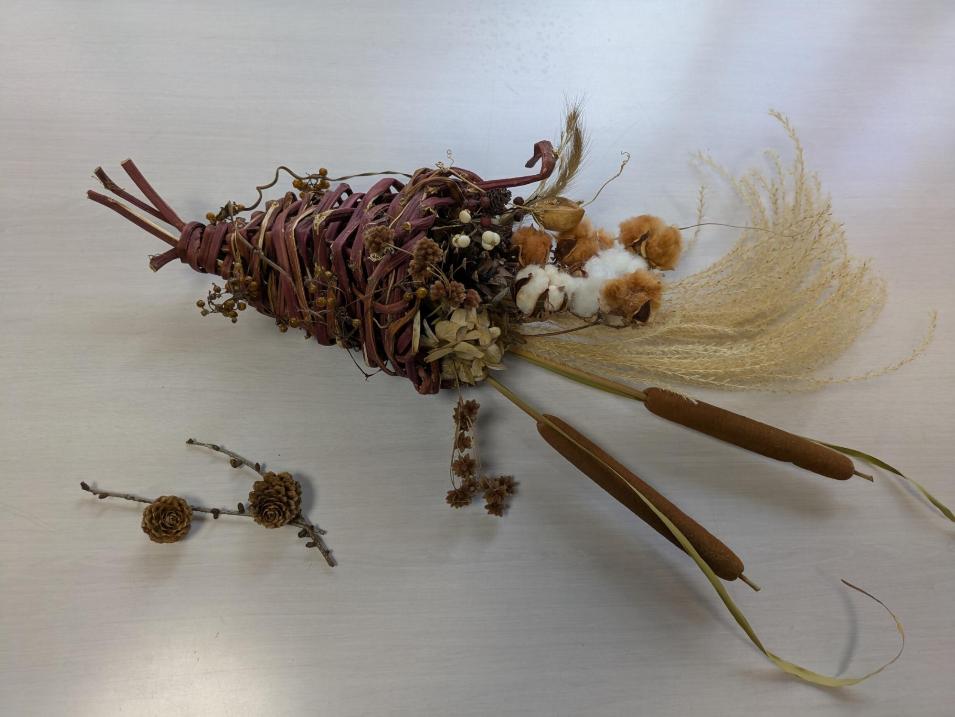 さつま芋つるのコルヌコピア画像