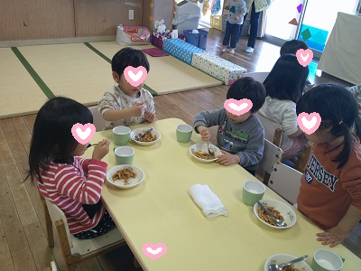 人気のメニューマカロニきな粉