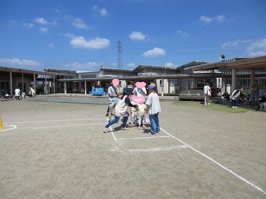 作戦会議する親子