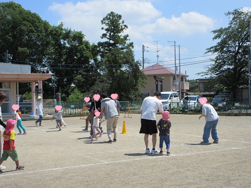 四方八方から陣地を狙う様子