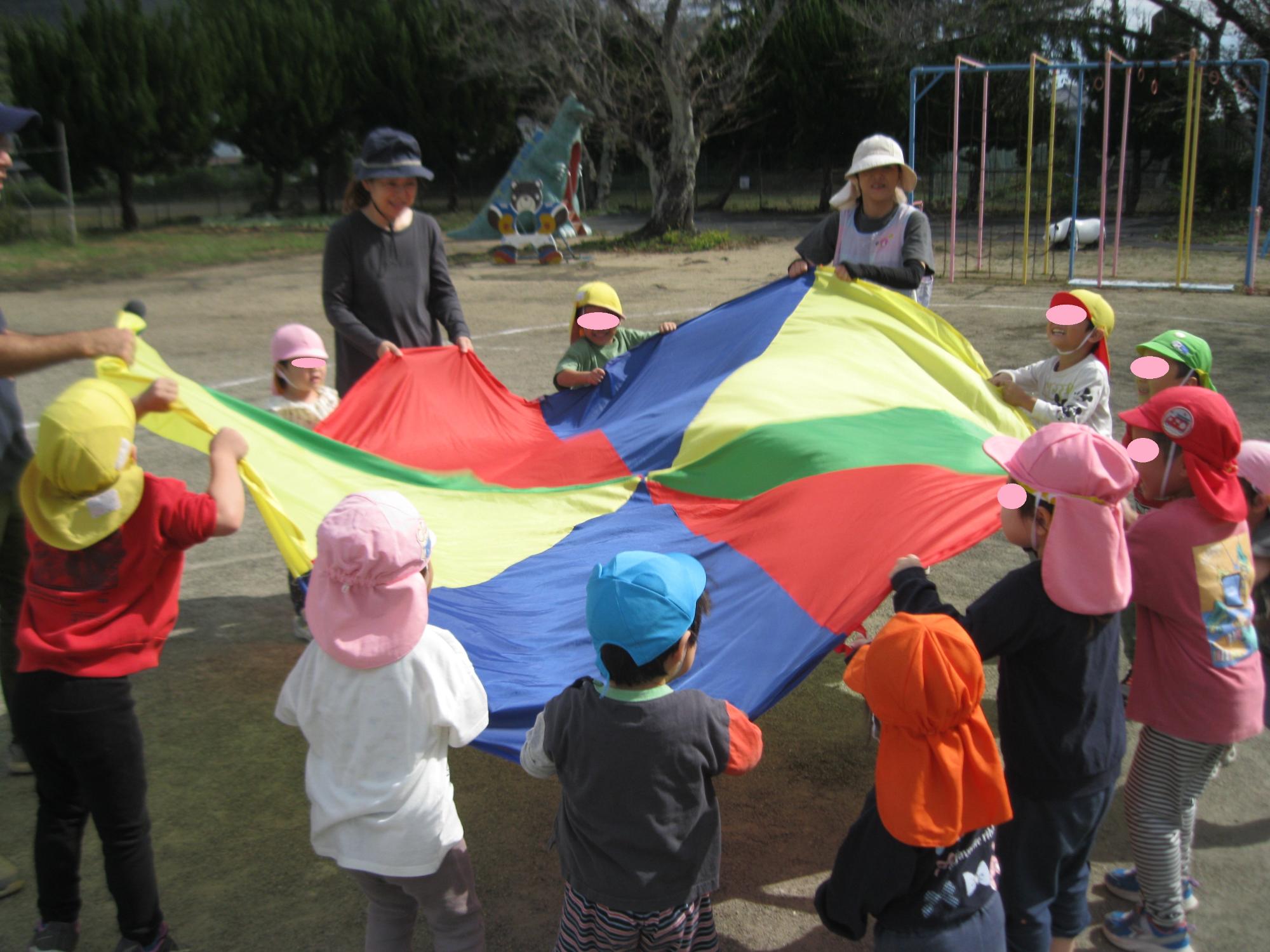 パラバルーンをしているところです。
