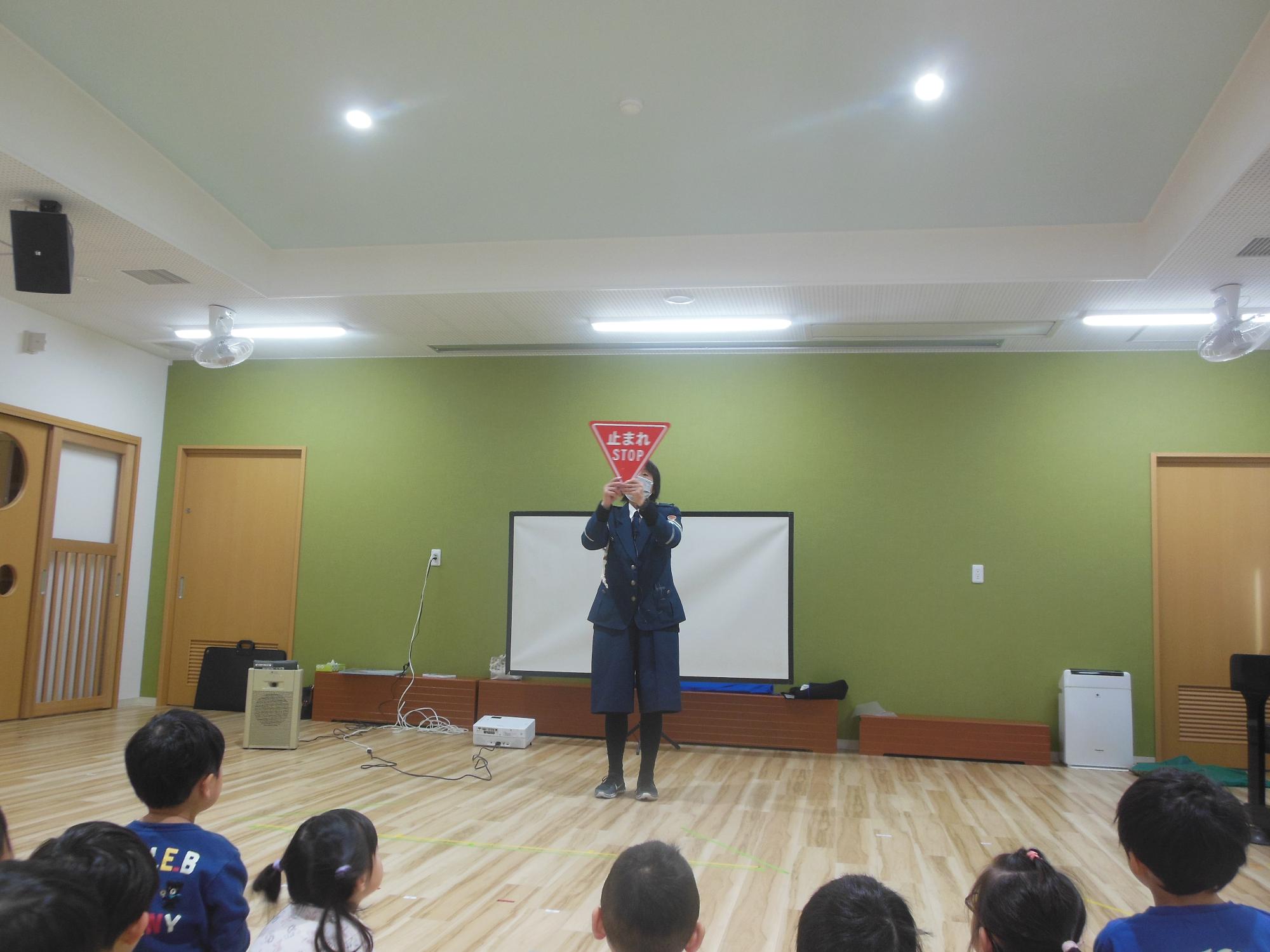 R712交通安全教室1