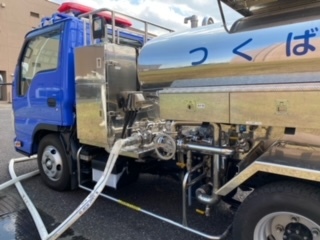 トラック型給水車