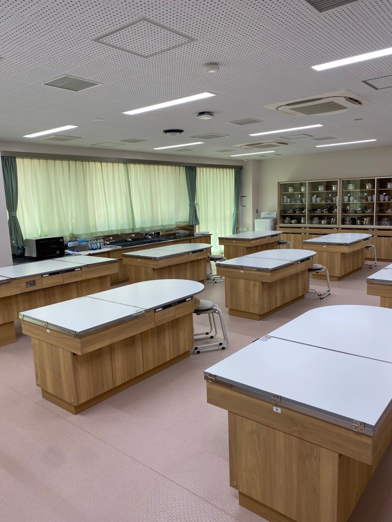 研究学園小学校 家庭科室