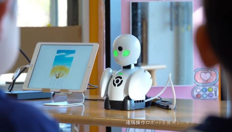 遠隔操作ロボットを使用した実証実験