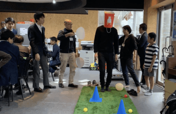 筑波つくばおろしをしている様子