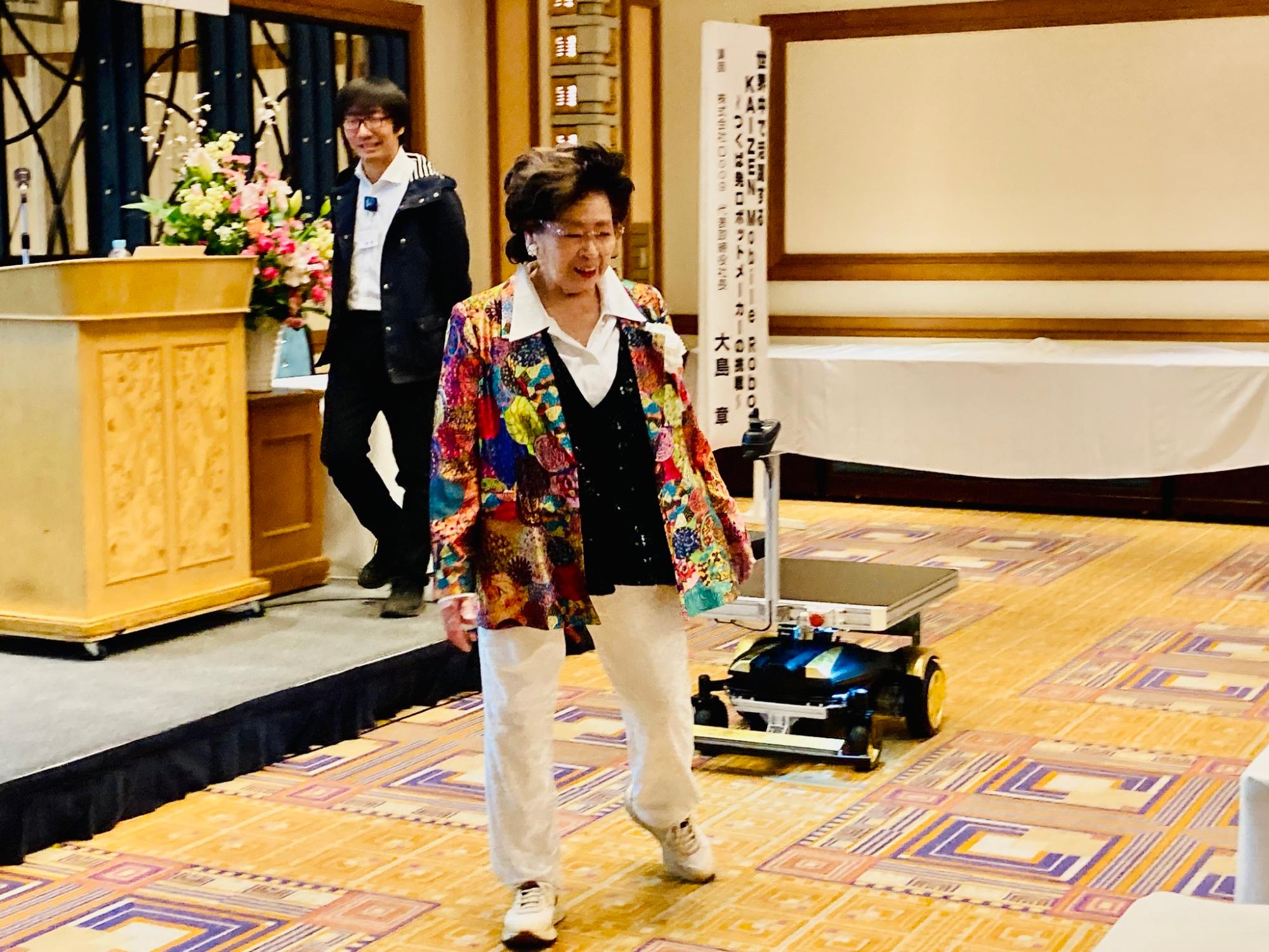 つくば市商工会・櫻井会長とカイゼンモバイルロボット