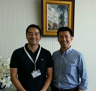 山崎さんと五十嵐市長の写真