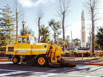 日本ロード・メンテナンス株式会社写真1