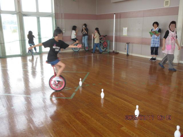 一輪車