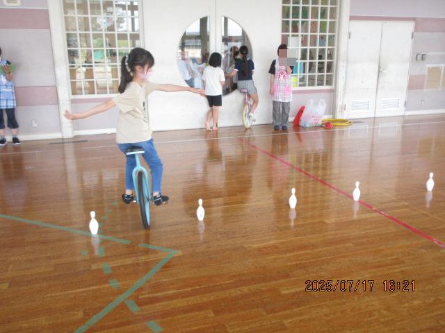 一輪車