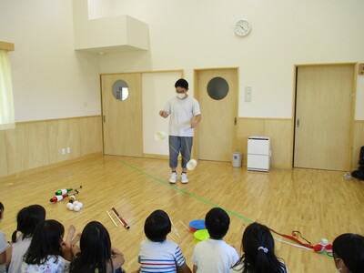 子ども達が楽しんでいる様子の写真