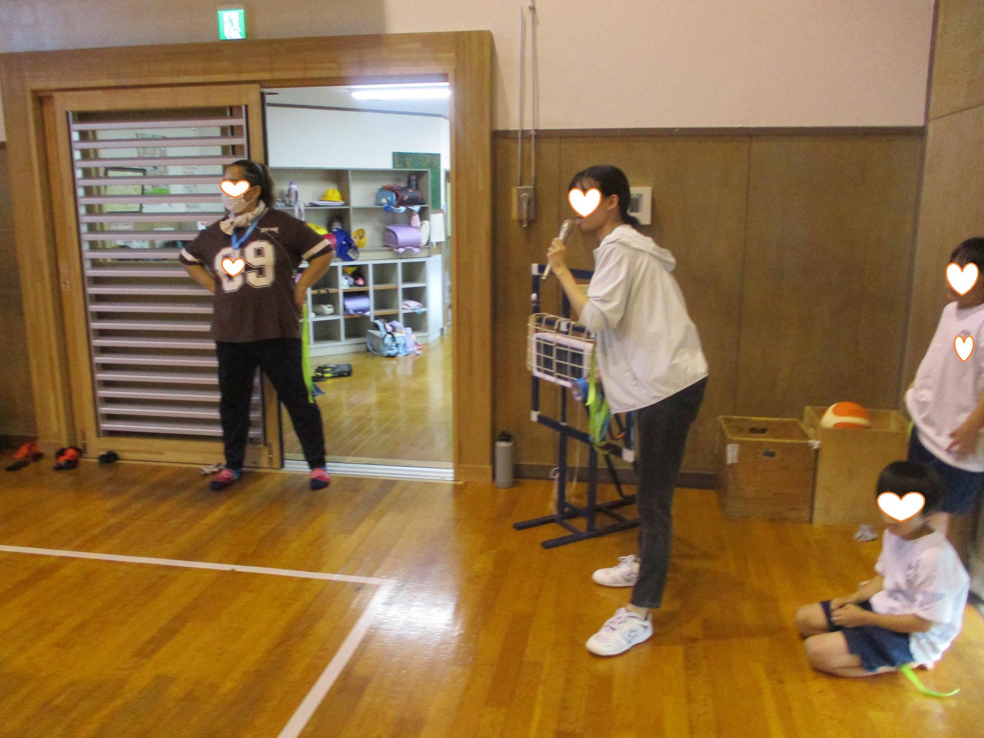 タイムキーパーや進行役で大活躍の先生