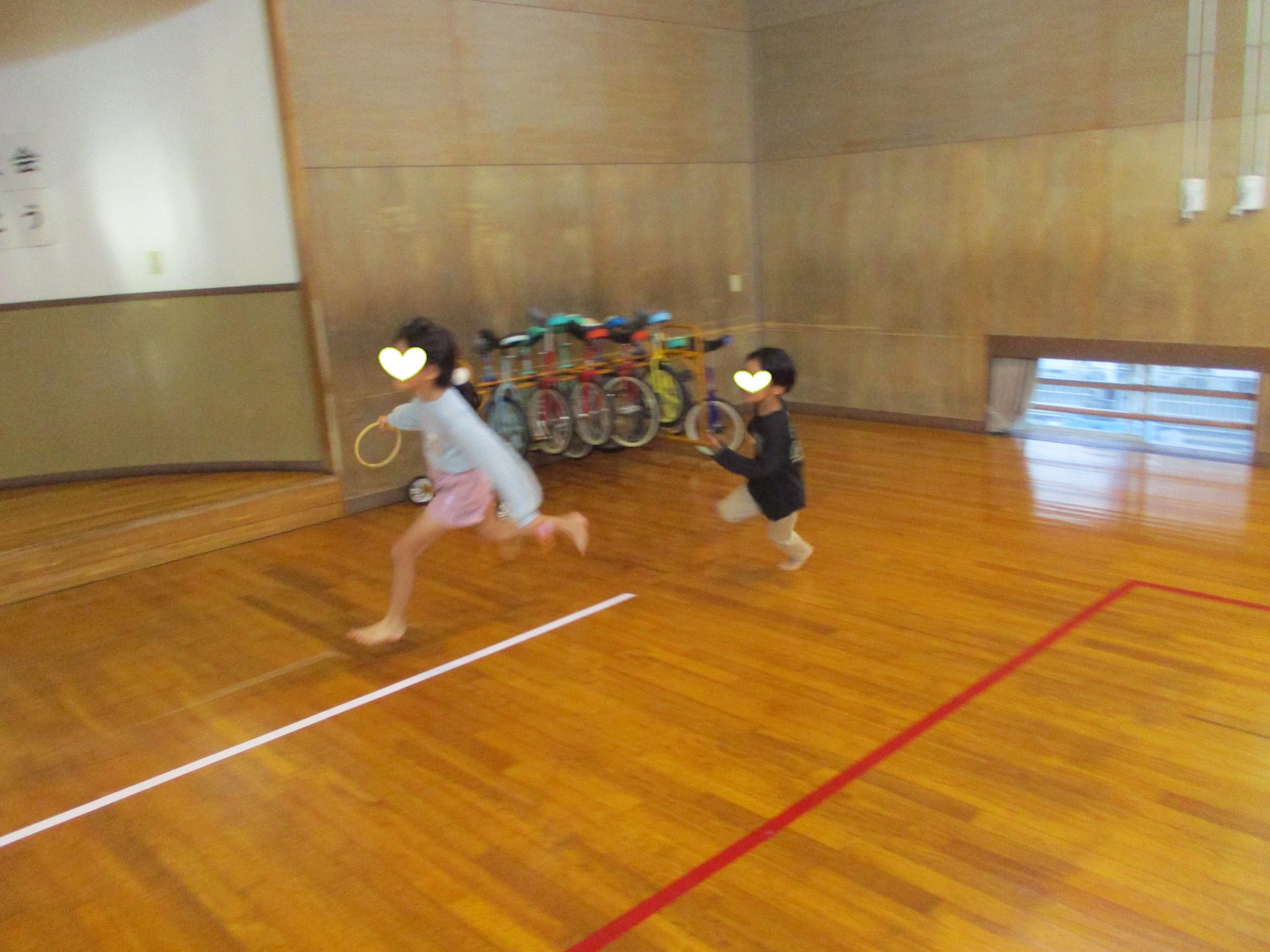 まずはリレー