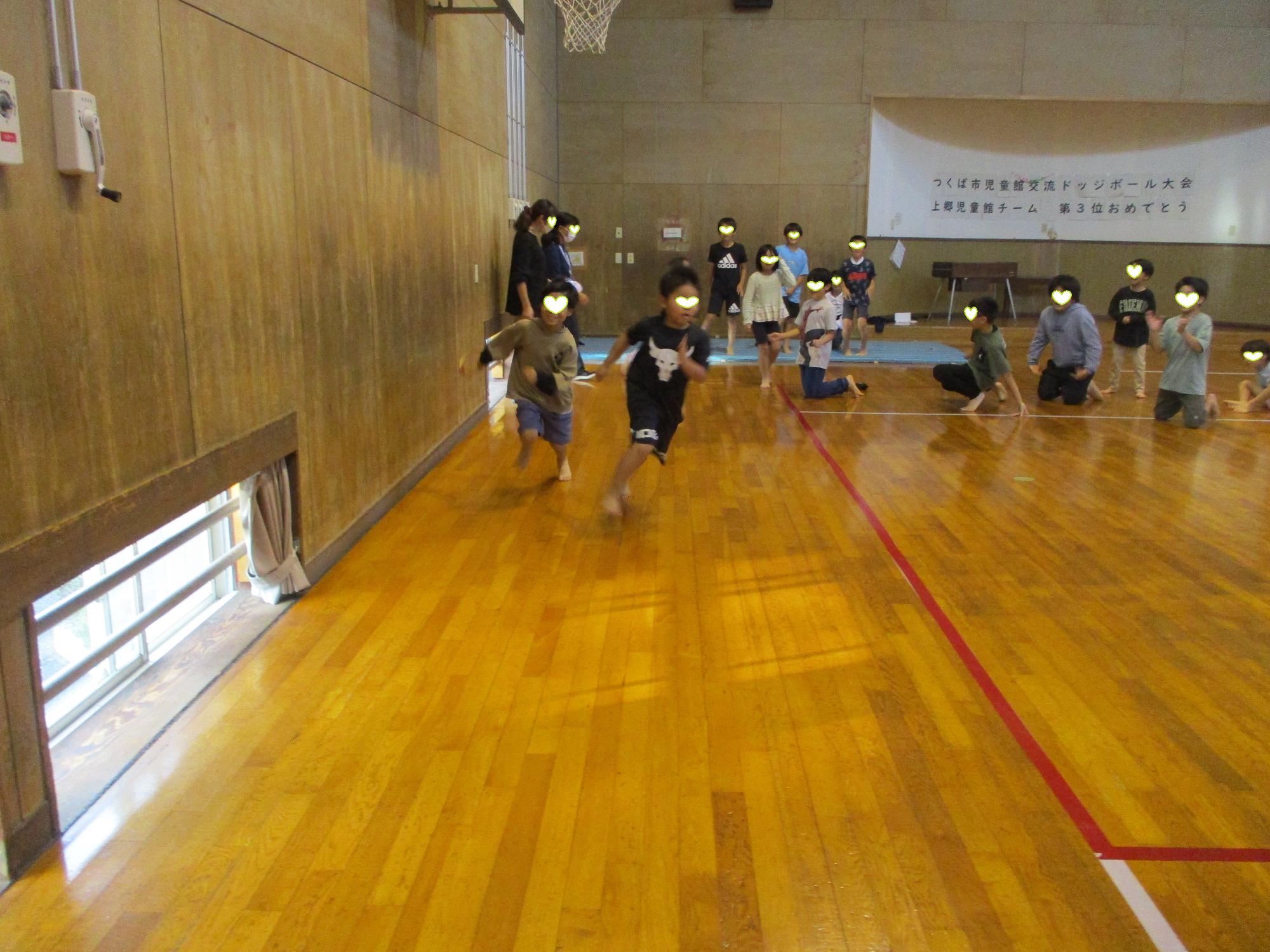 かなり盛り上がっている僅差