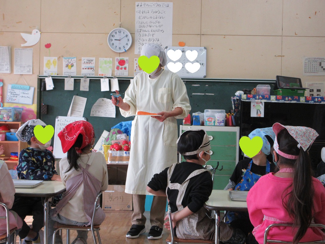 クッキングの説明を聞く