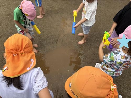 さくら・すみれ組水遊び