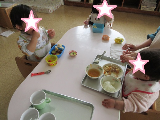 0歳児クラスの様子です。