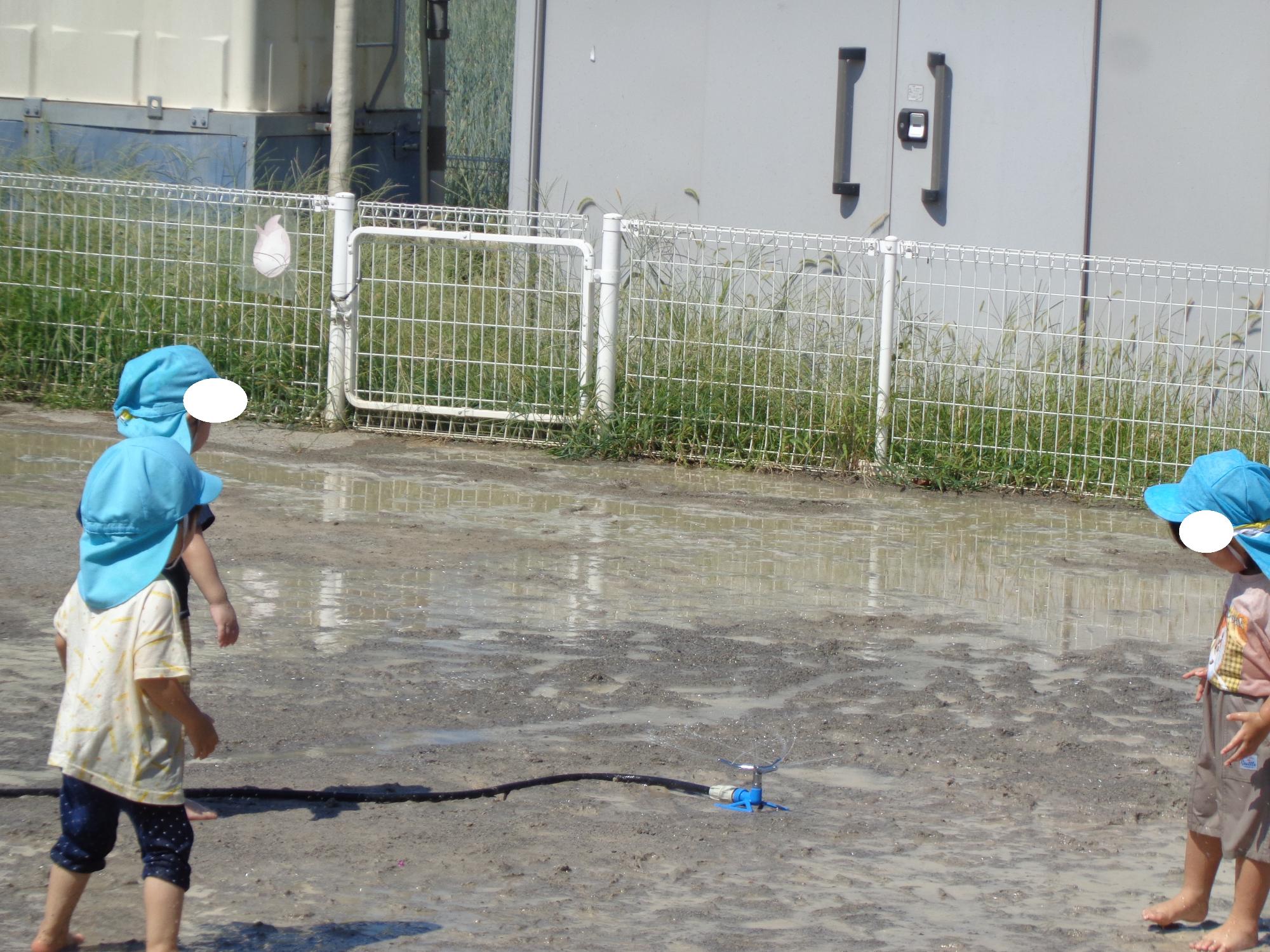 スプリンクラーともも組さん