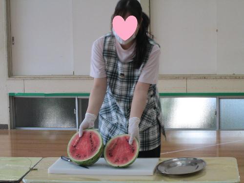 中は真っ赤っかでした