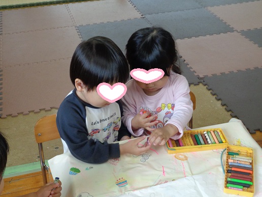 相談しながら一緒にお絵描き