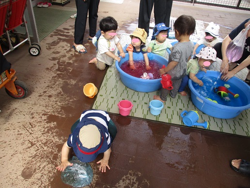 水遊び
