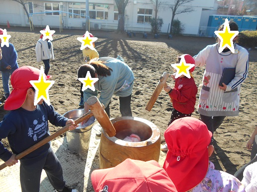 子どものもちつき2