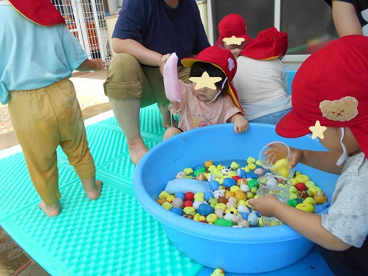 1歳児水遊び