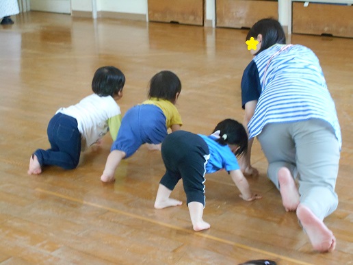 1歳児リズム遊び