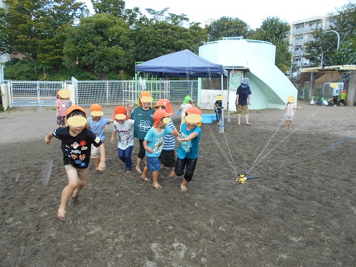 スプリンクラー遊び