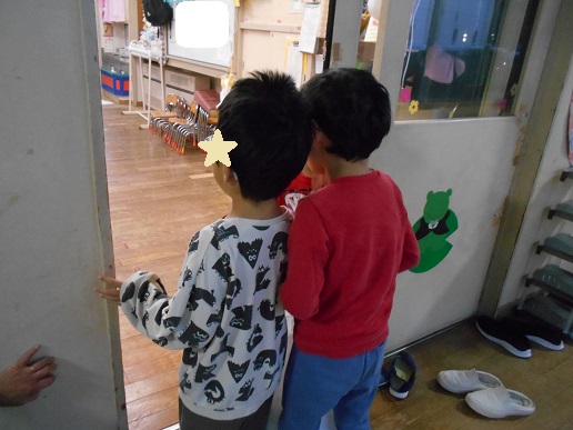 クラスに声をかける