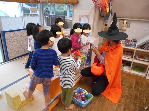 ハロウィン職員仮装