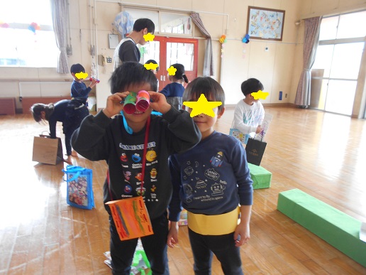 色眼鏡と変身ベルト