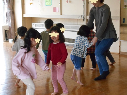 4歳児集団遊び