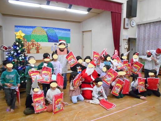 サンタと写真撮影