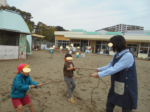 芋づるを引っ張る