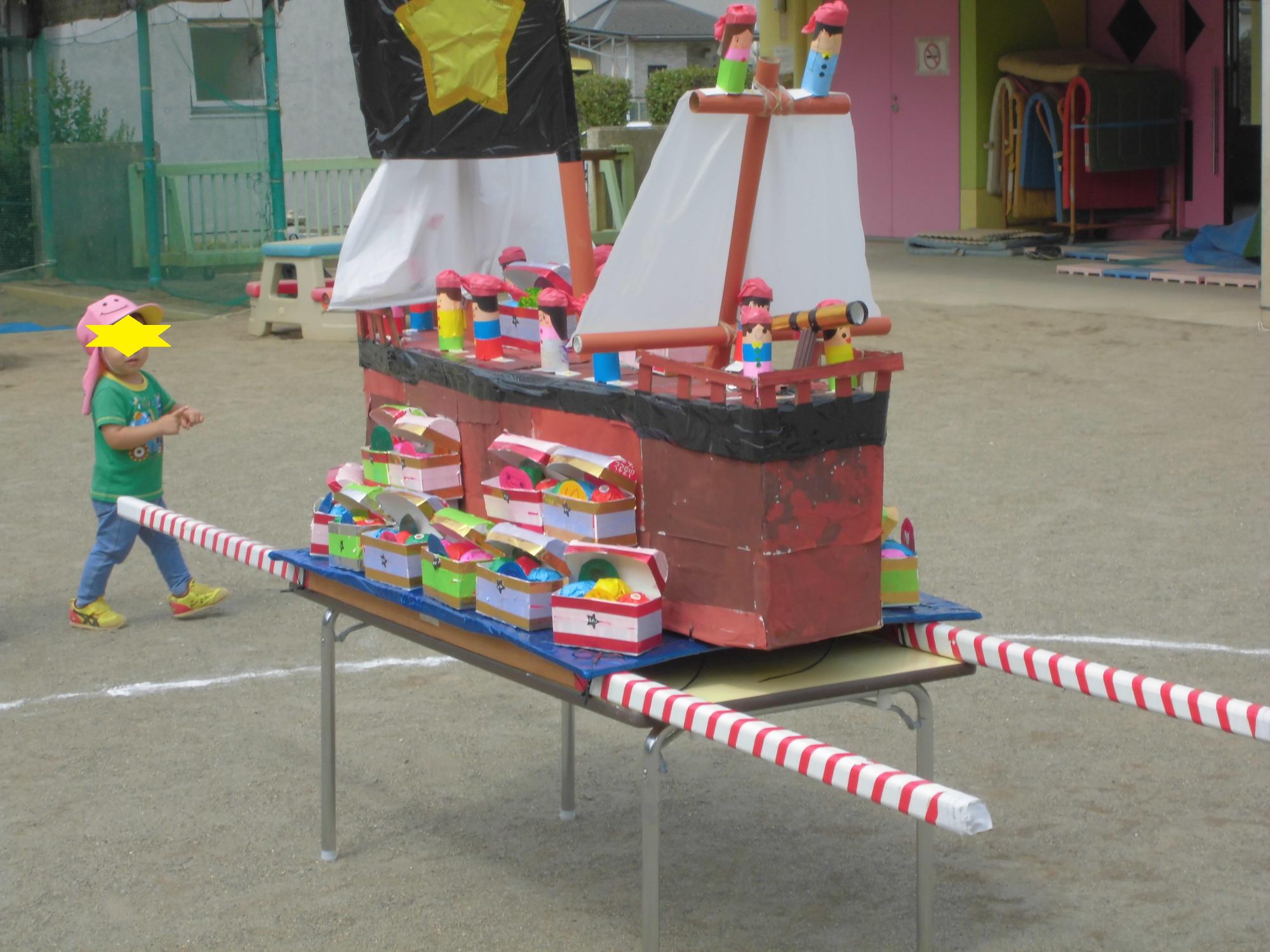 3、4、5歳児で作った舟のお神輿